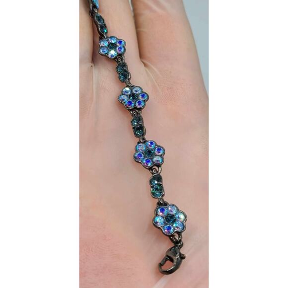 Vintage 90s Nine West Floral Rhinestone Bracelet - Picture 5 of 9